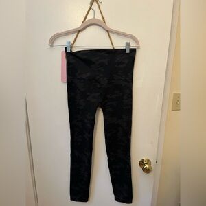 SPANX Charcoal Gray Leggings